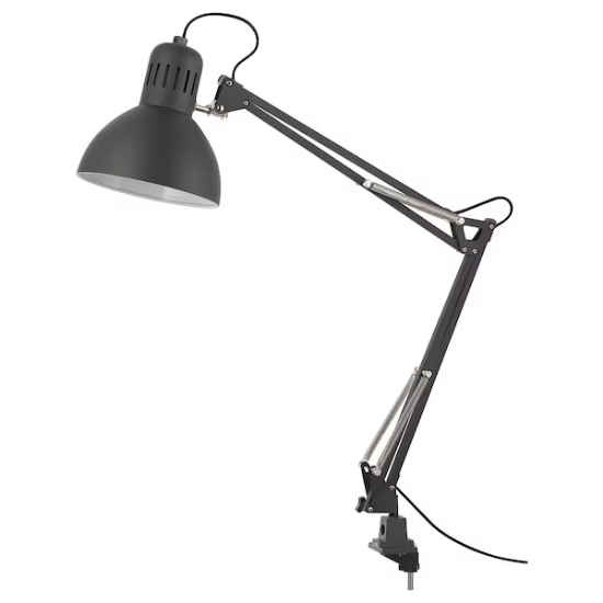 Lampa pentru masa manichiura